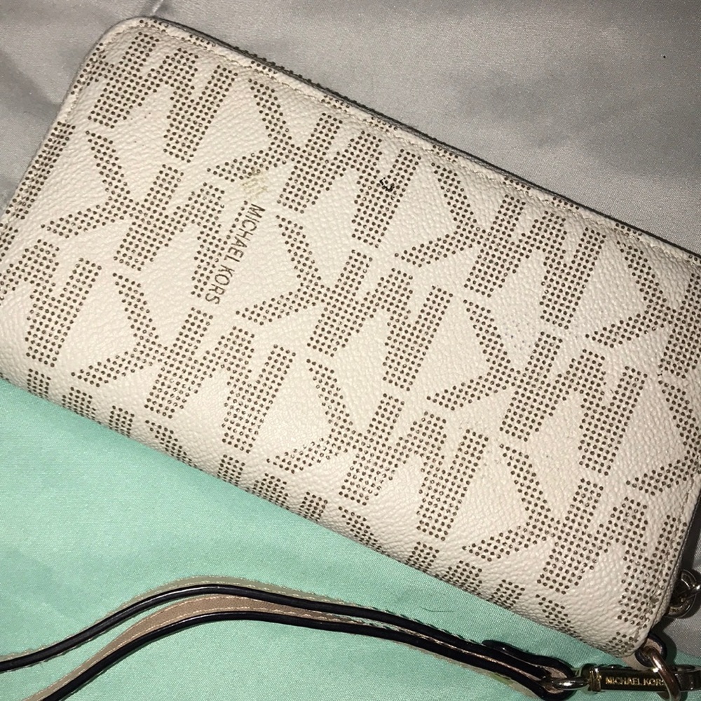 MK Wallet - Picture 3 of 4